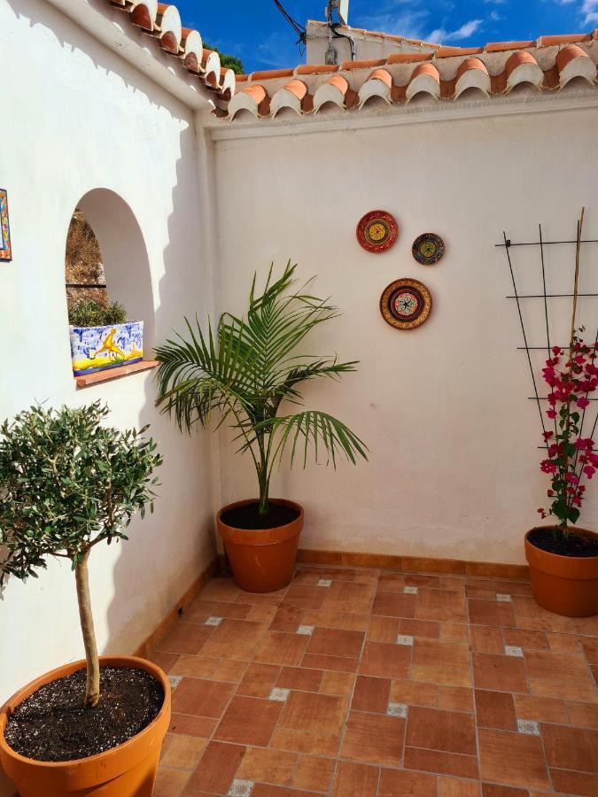 Lovely 2 Bed Apartment With Stunning Views & Pool Компета Экстерьер фото