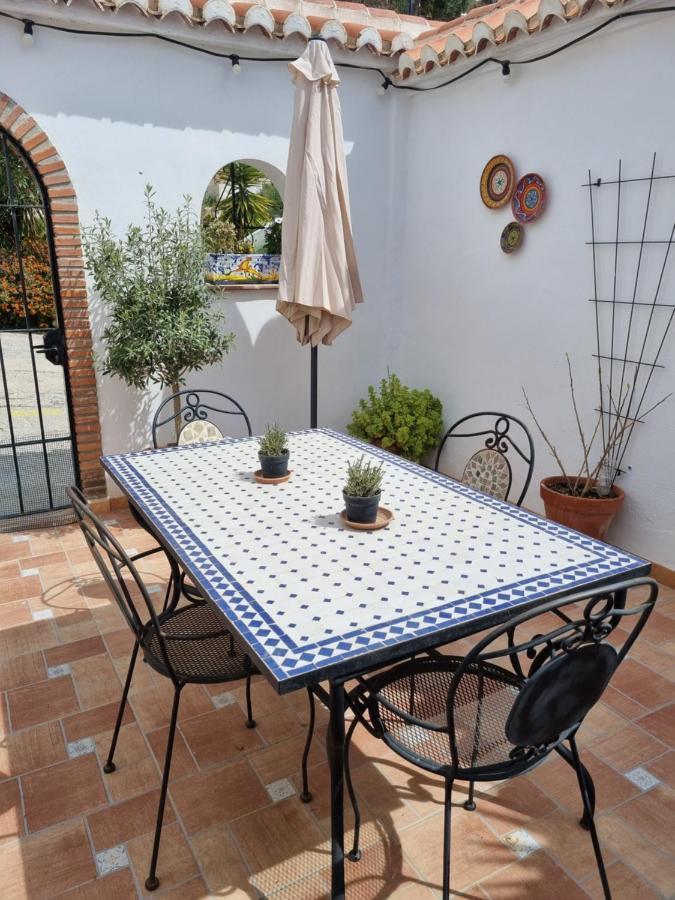 Lovely 2 Bed Apartment With Stunning Views & Pool Компета Экстерьер фото